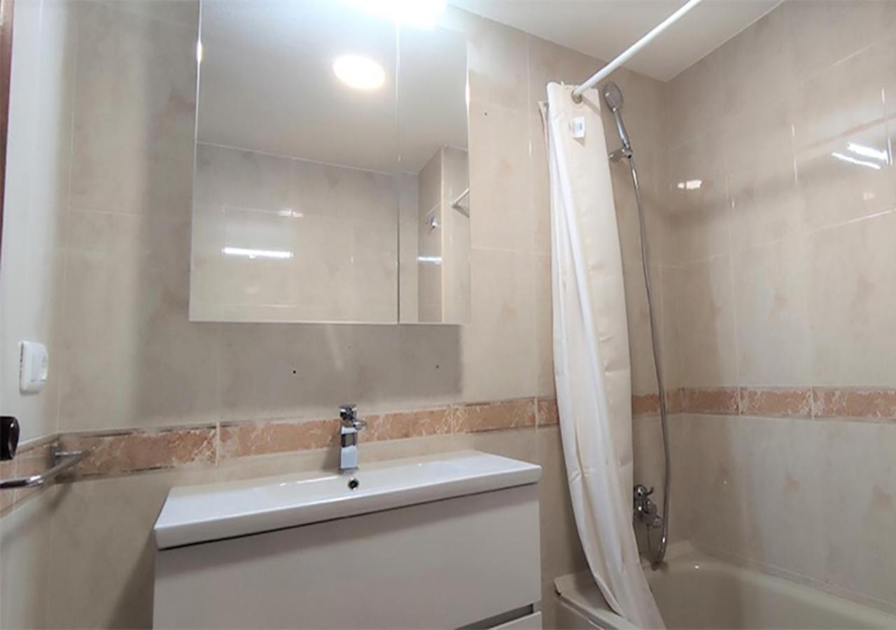 شقة Piso Centro Ciudad Club Nautico تورّيفيِخا المظهر الخارجي الصورة