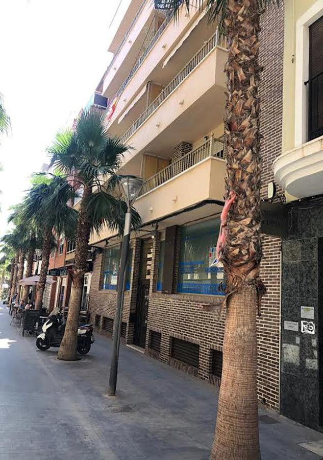 شقة Piso Centro Ciudad Club Nautico تورّيفيِخا المظهر الخارجي الصورة